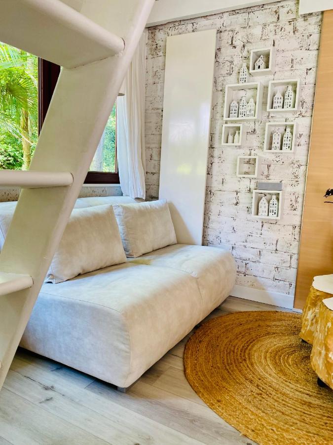Casa De Palmas - Tiny House Villa Alkmaar Bagian luar foto
